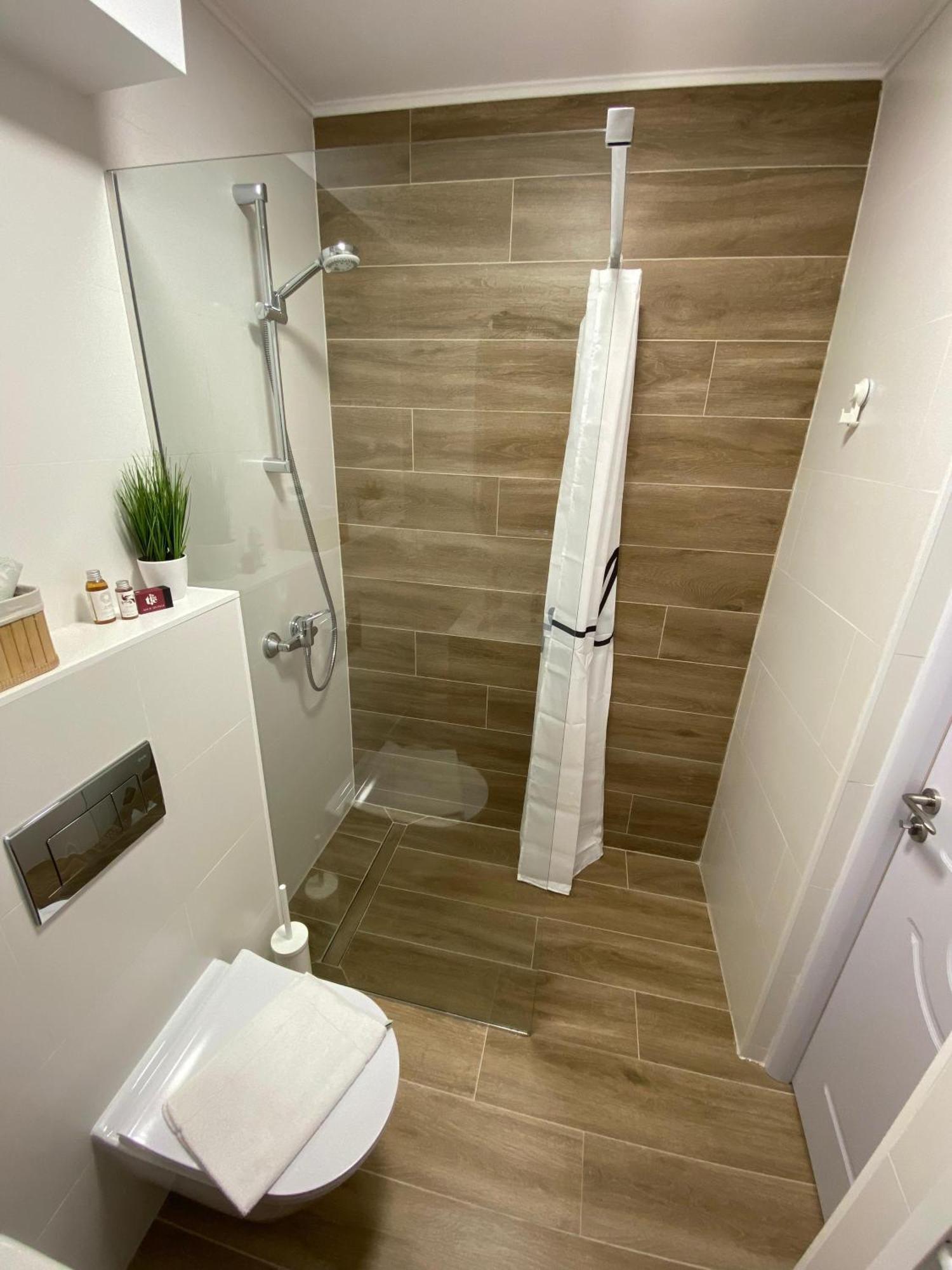 Central Luxury Apartment Jászvásár Kültér fotó